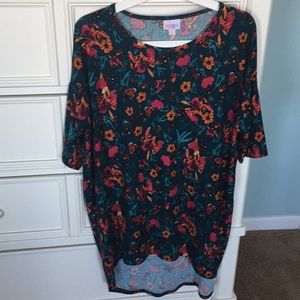 XS leggings material LuLaRoe Irma shirt